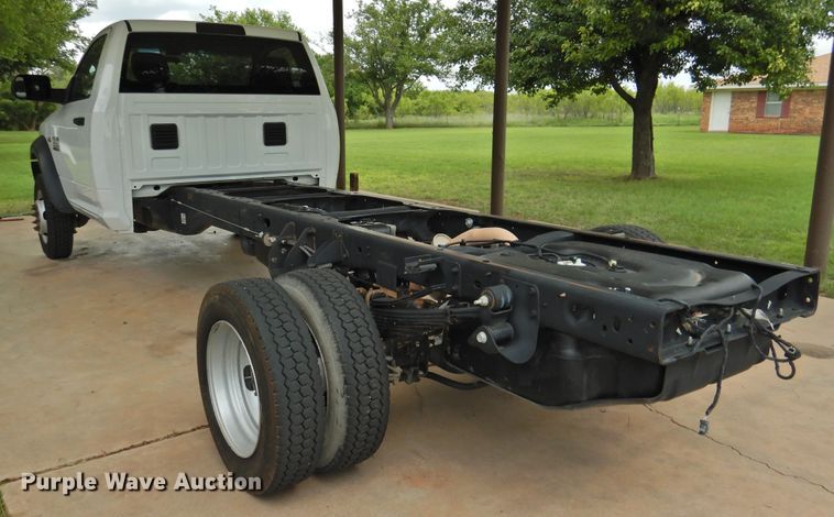 image for item HU9672 2018 Dodge Ram 5500  truck cab and chassis