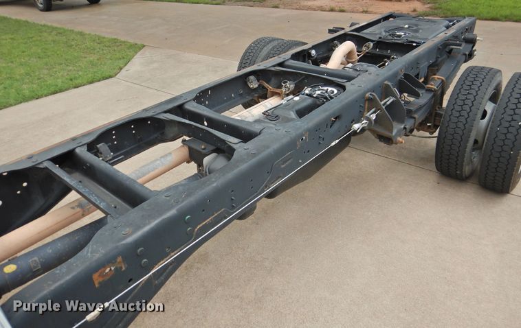 image for item HU9672 2018 Dodge Ram 5500  truck cab and chassis