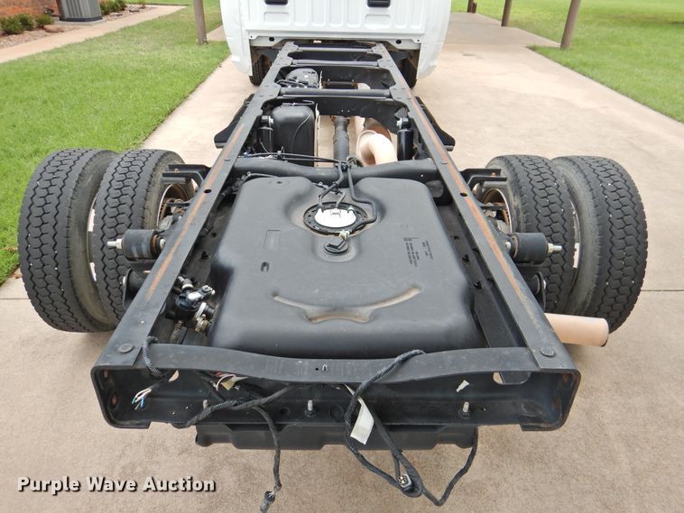 image for item HU9672 2018 Dodge Ram 5500  truck cab and chassis