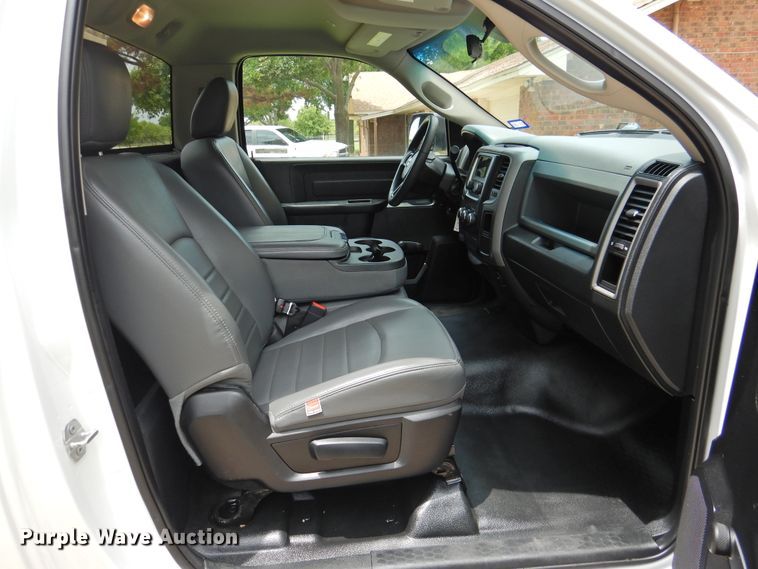 image for item HU9672 2018 Dodge Ram 5500  truck cab and chassis