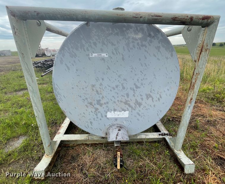 image for item IC9284 Oil tank