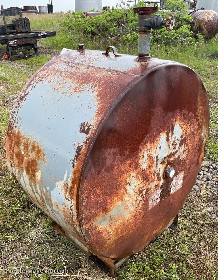 image for item IC9287 Oil tank