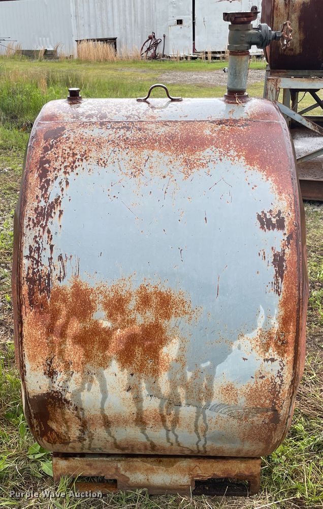 image for item IC9287 Oil tank