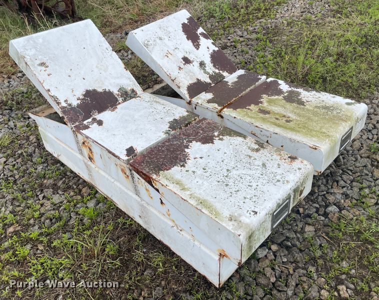 image for item IC9289 (2) toolboxes