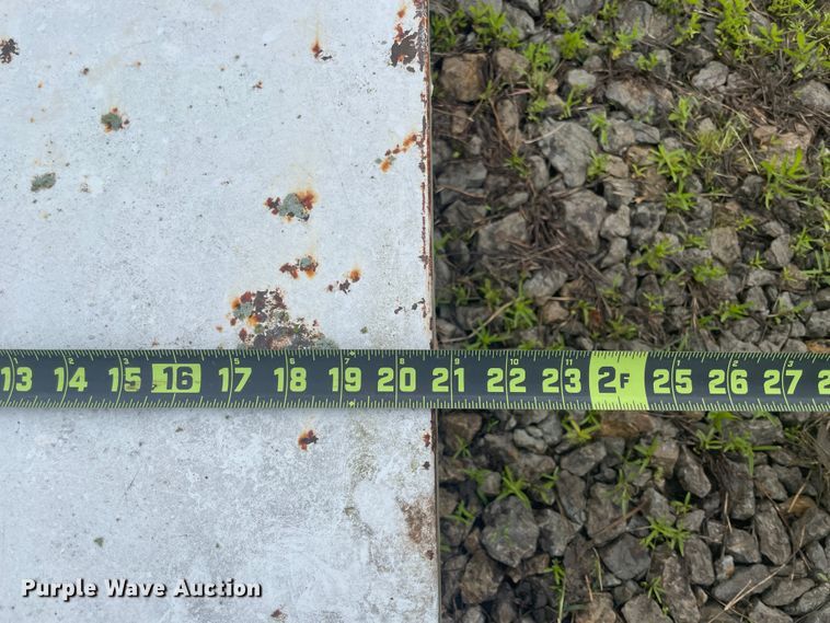 image for item IC9289 (2) toolboxes