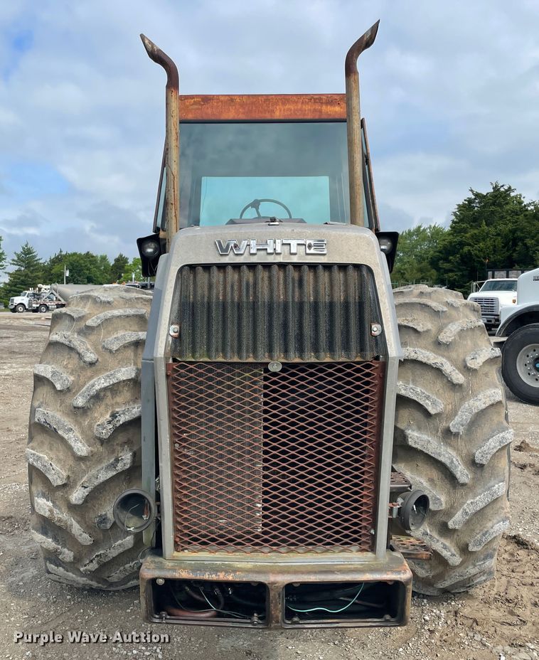 image for item IC9304 White 4-150 Field Boss  4WD tractor