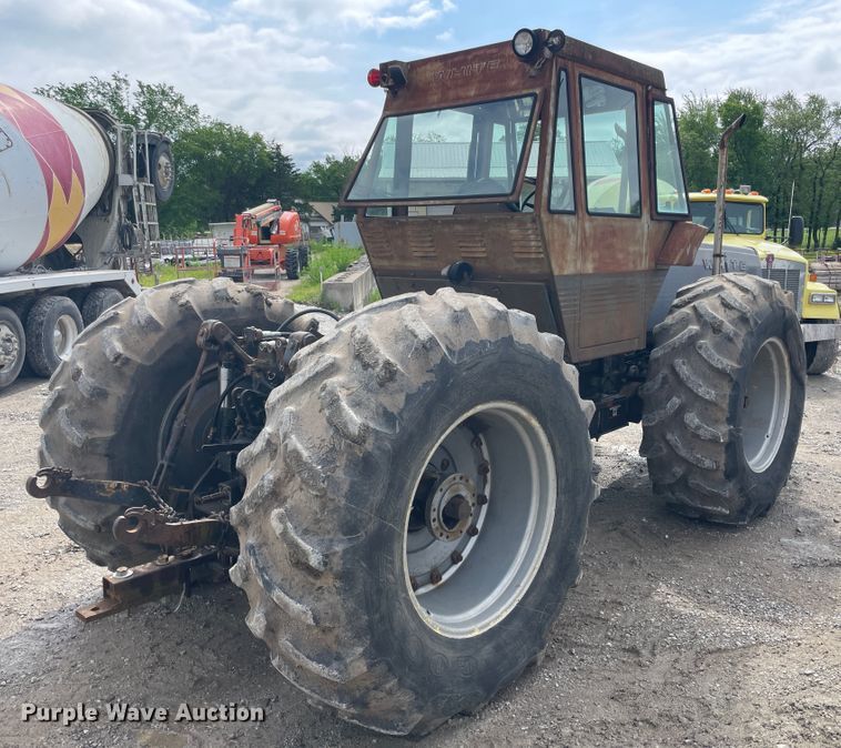 image for item IC9304 White 4-150 Field Boss  4WD tractor