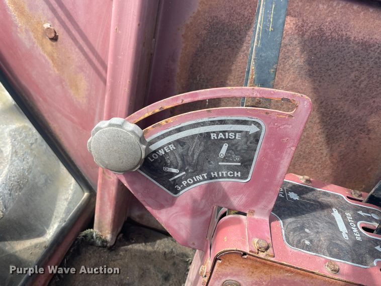 image for item IC9304 White 4-150 Field Boss  4WD tractor