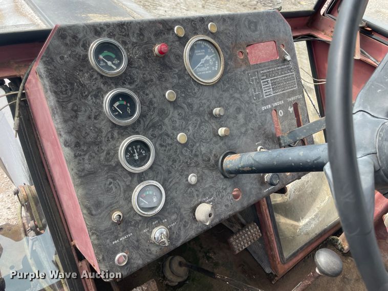 image for item IC9304 White 4-150 Field Boss  4WD tractor