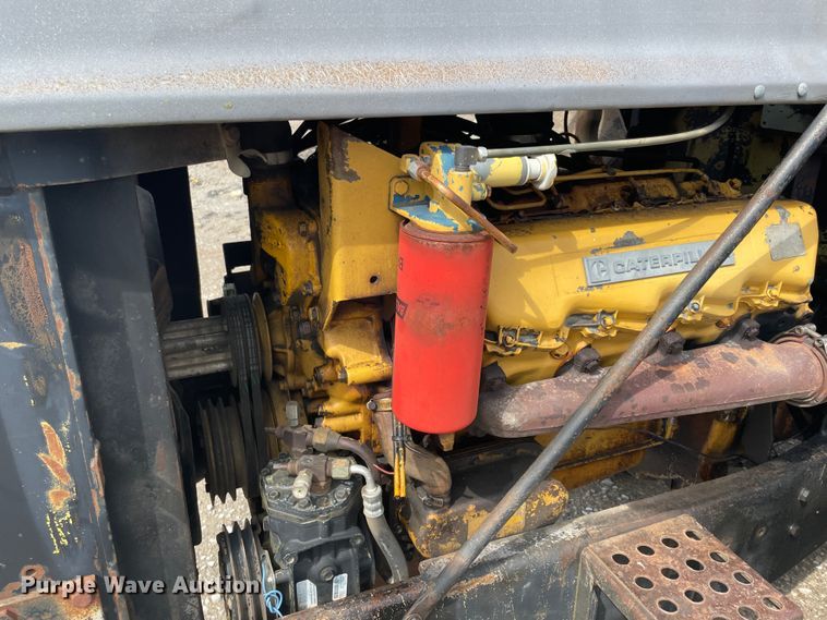 image for item IC9304 White 4-150 Field Boss  4WD tractor