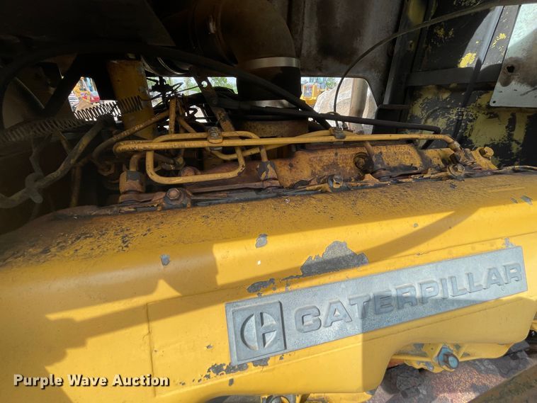 image for item IC9304 White 4-150 Field Boss  4WD tractor