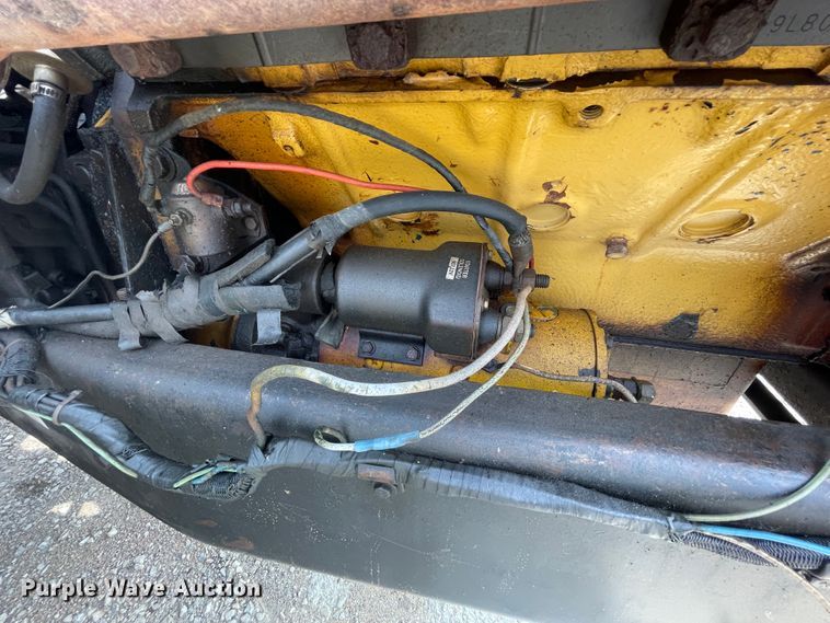 image for item IC9304 White 4-150 Field Boss  4WD tractor