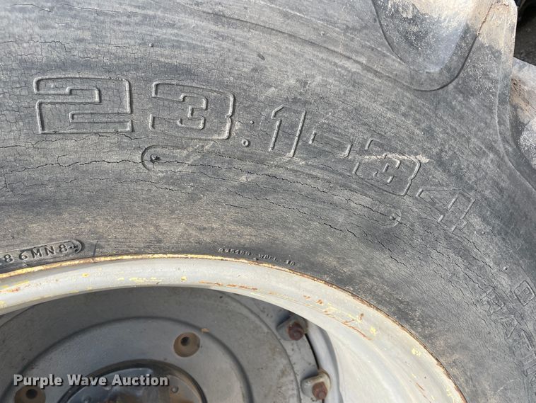 image for item IC9304 White 4-150 Field Boss  4WD tractor