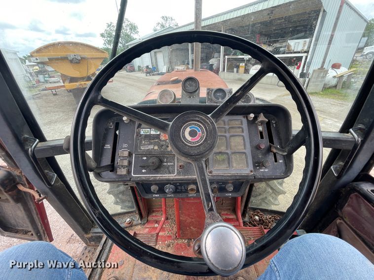 image for item IC9307 International 3588  4WD tractor