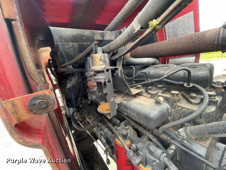 image for item IC9307 International 3588  4WD tractor