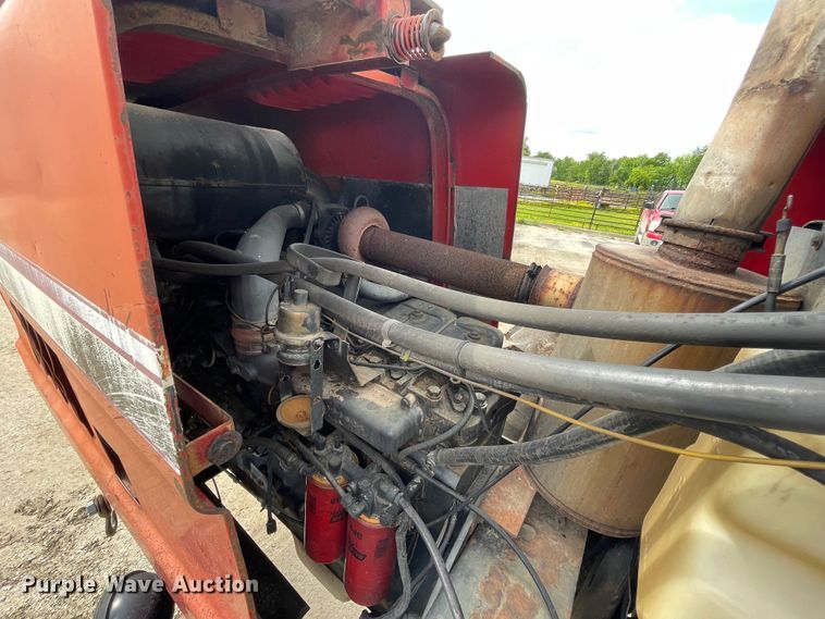 image for item IC9307 International 3588  4WD tractor