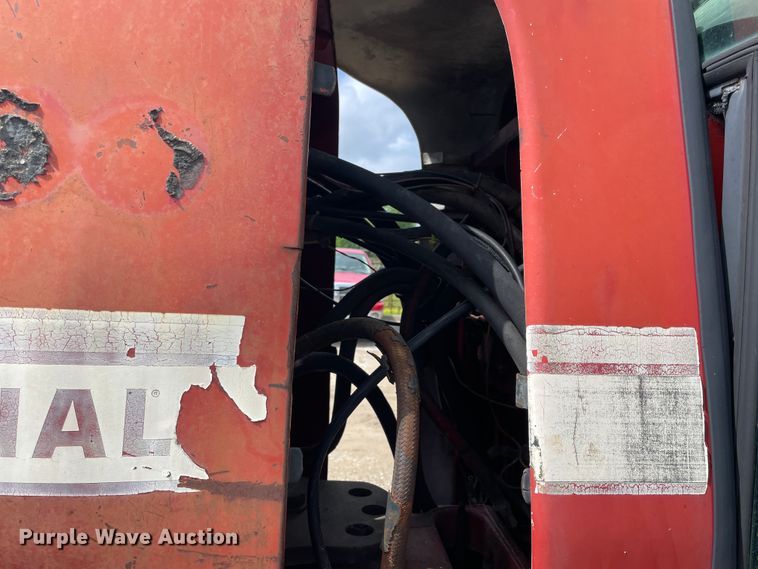 image for item IC9307 International 3588  4WD tractor