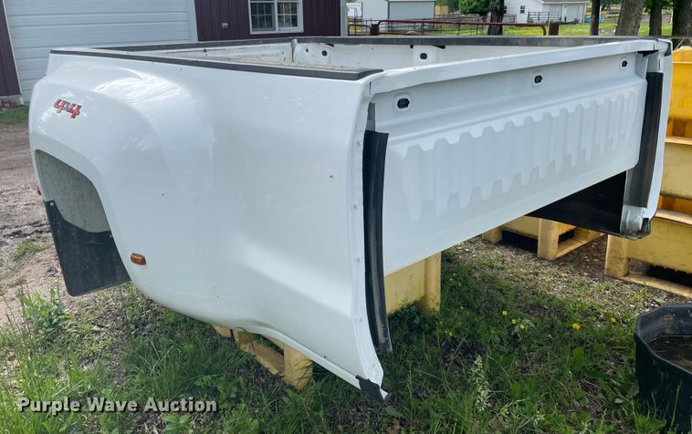 image for item IC9308 Chevrolet Silverado pickup bed