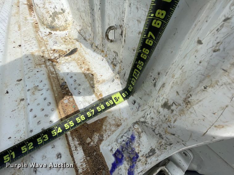 image for item IC9308 Chevrolet Silverado pickup bed