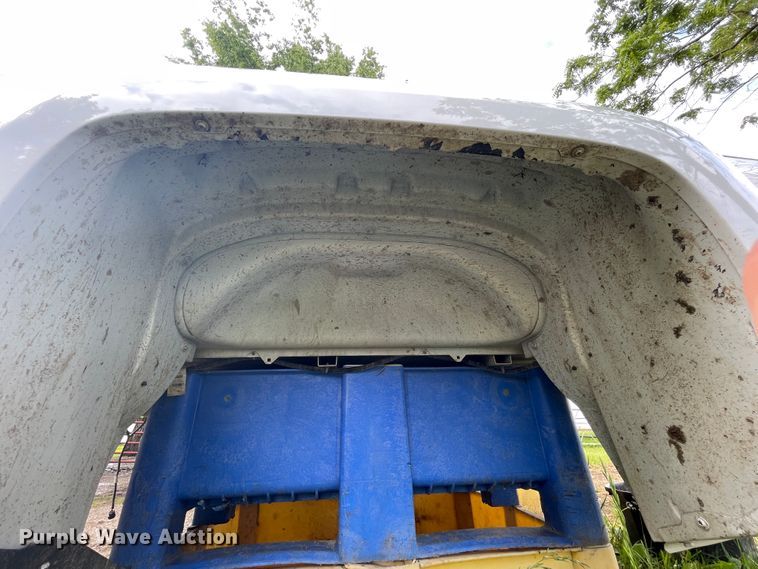 image for item IC9308 Chevrolet Silverado pickup bed