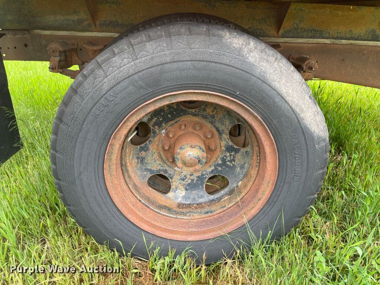 image for item IC9319 Shopbuilt  end dump trailer