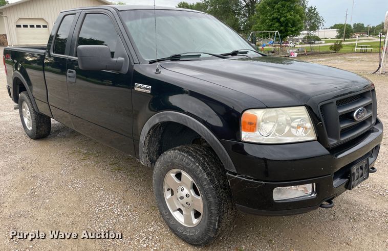 image for item IC9376 2005 Ford F150  SuperCab pickup truck