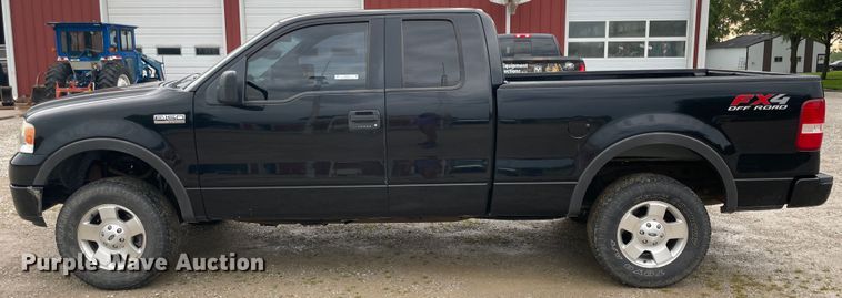 image for item IC9376 2005 Ford F150  SuperCab pickup truck