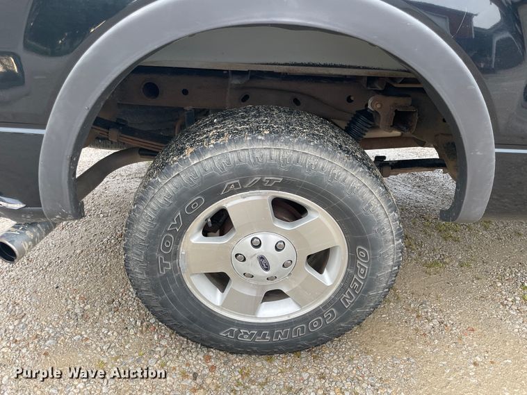 image for item IC9376 2005 Ford F150  SuperCab pickup truck