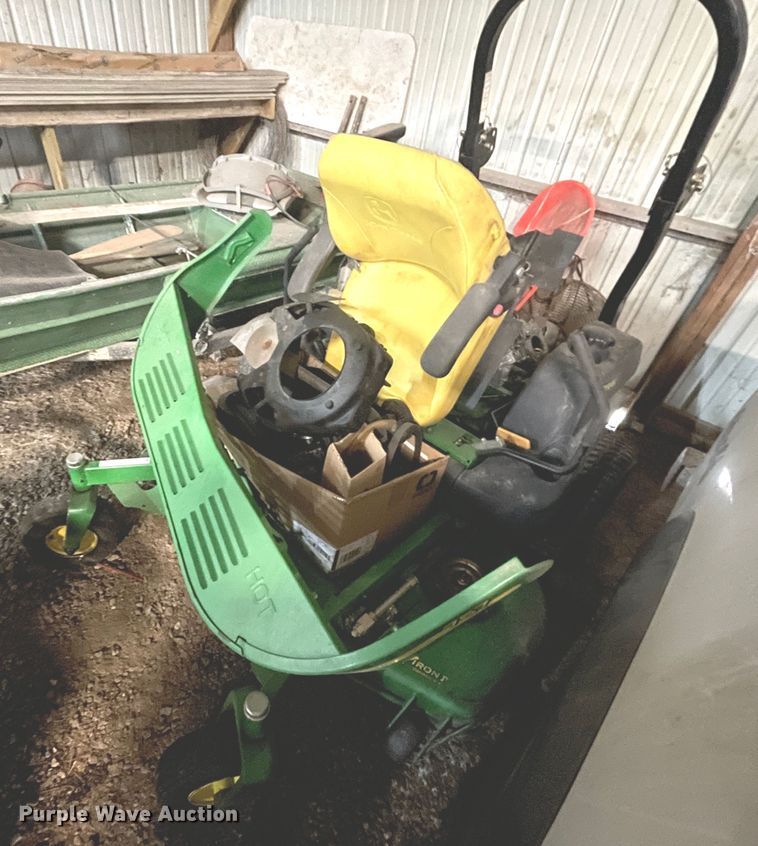 image for item IC9377 John Deere 757  ZTR lawn mower