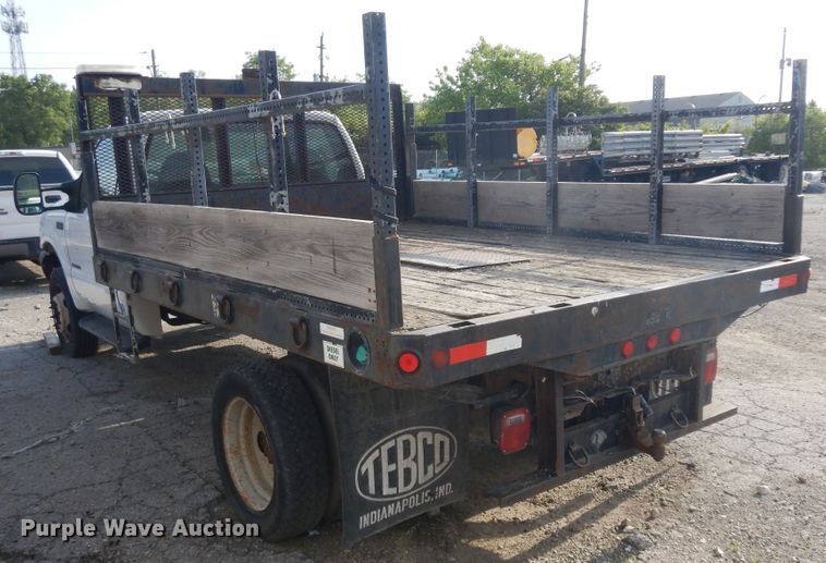 image for item ID9891 1999 Ford F550 Super Duty  flatbed truck