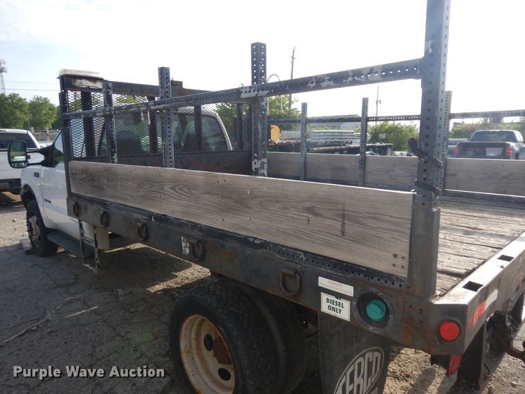 image for item ID9891 1999 Ford F550 Super Duty  flatbed truck