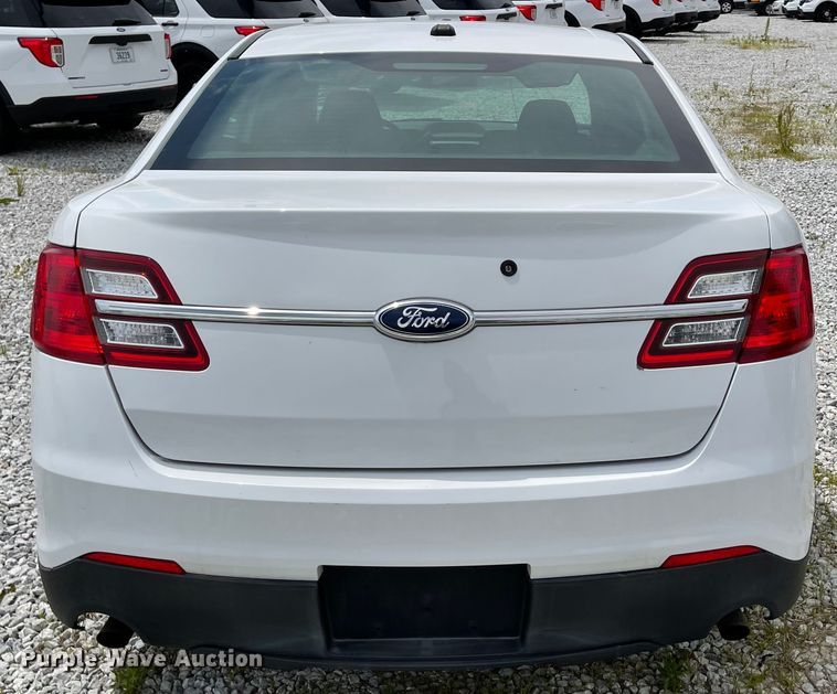 image for item ID9922 2013 Ford Taurus Police