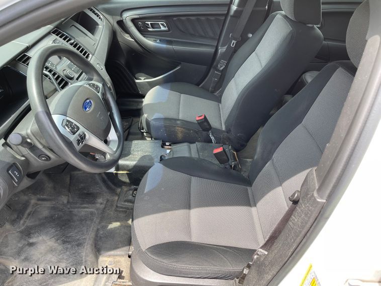 image for item ID9922 2013 Ford Taurus Police