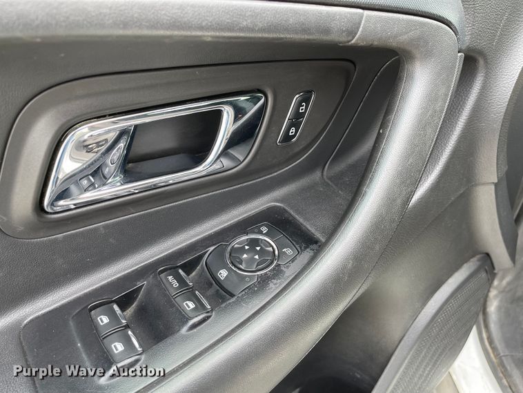 image for item ID9922 2013 Ford Taurus Police