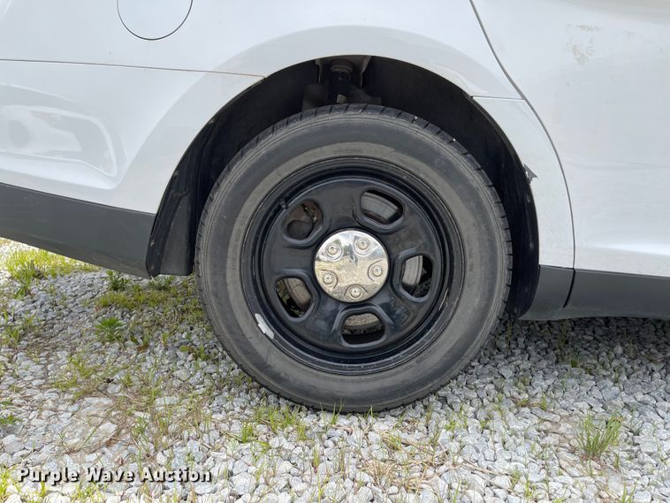 image for item ID9922 2013 Ford Taurus Police