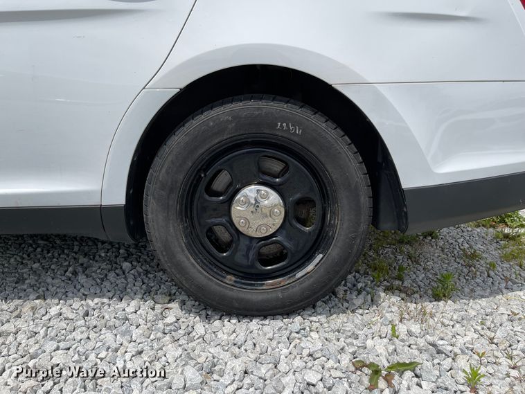 image for item ID9922 2013 Ford Taurus Police