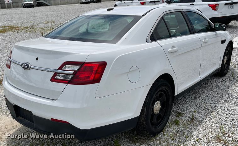 image for item ID9923 2013 Ford Taurus Police