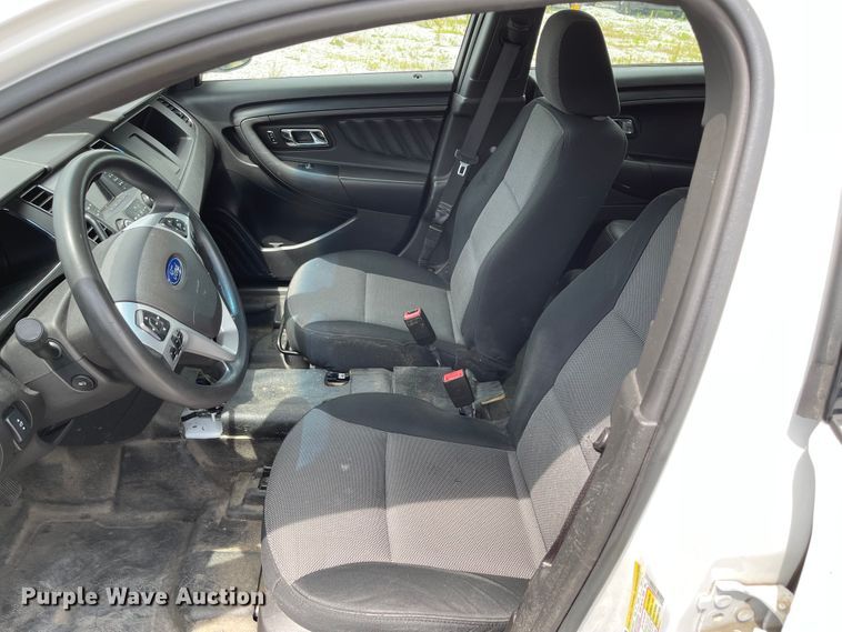 image for item ID9923 2013 Ford Taurus Police