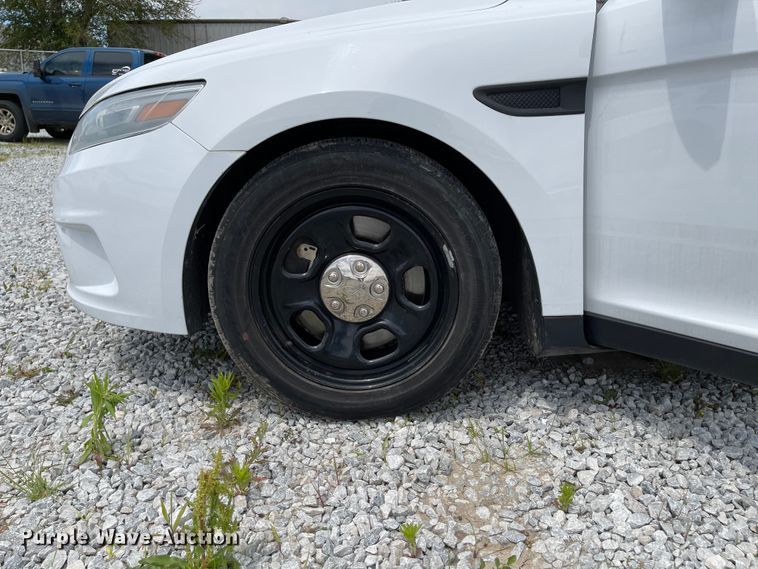 image for item ID9923 2013 Ford Taurus Police