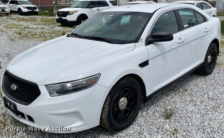 image for item ID9924 2014 Ford Taurus Police
