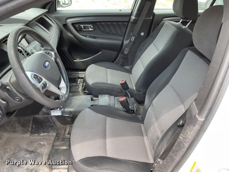 image for item ID9924 2014 Ford Taurus Police