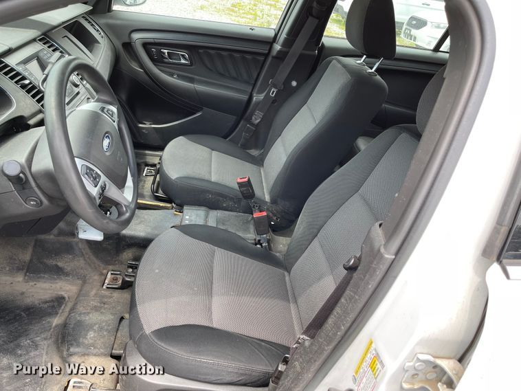 image for item ID9925 2013 Ford Taurus Police