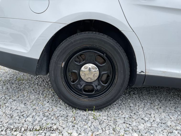 image for item ID9925 2013 Ford Taurus Police