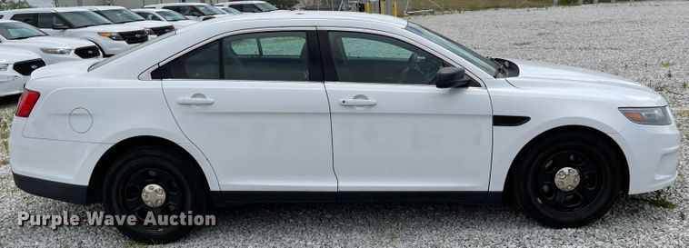 image for item ID9926 2013 Ford Taurus Police