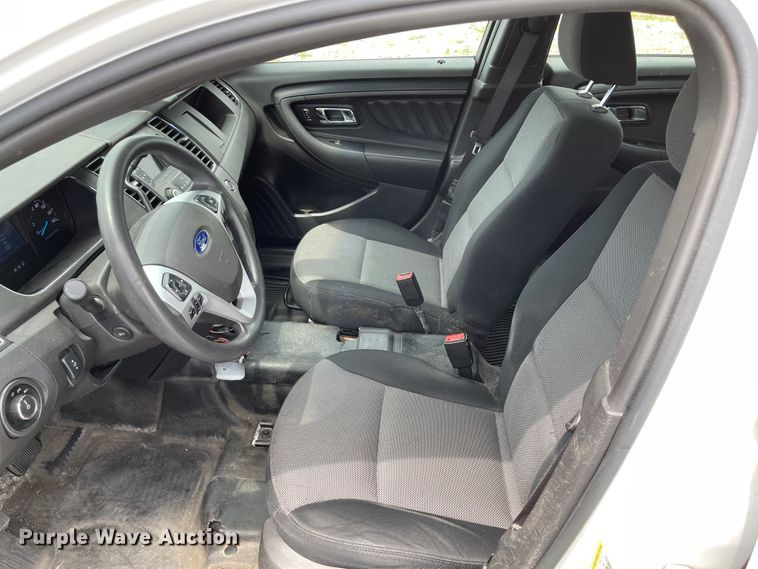 image for item ID9926 2013 Ford Taurus Police