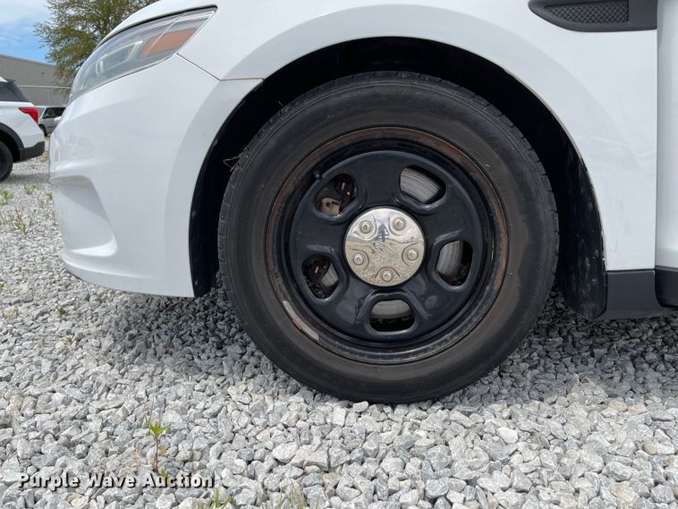 image for item ID9926 2013 Ford Taurus Police