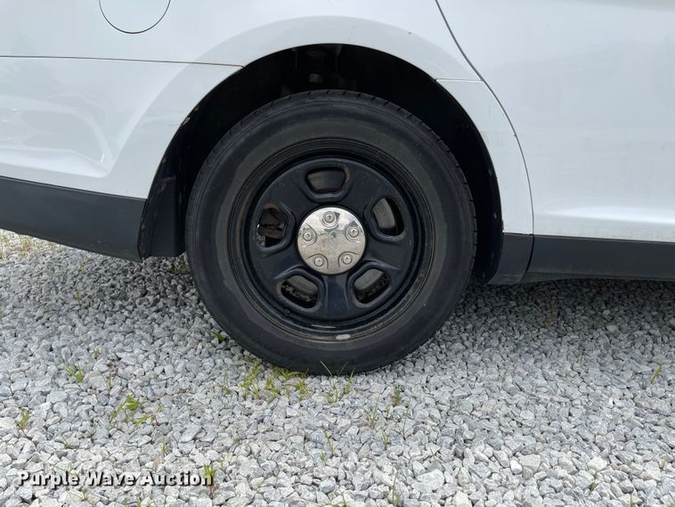 image for item ID9926 2013 Ford Taurus Police