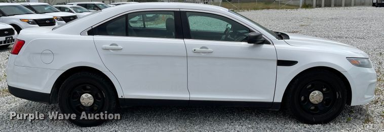 image for item ID9927 2013 Ford Taurus Police