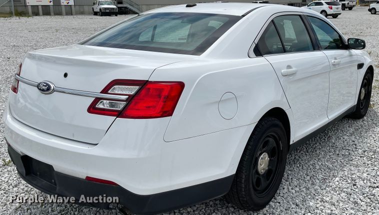 image for item ID9927 2013 Ford Taurus Police