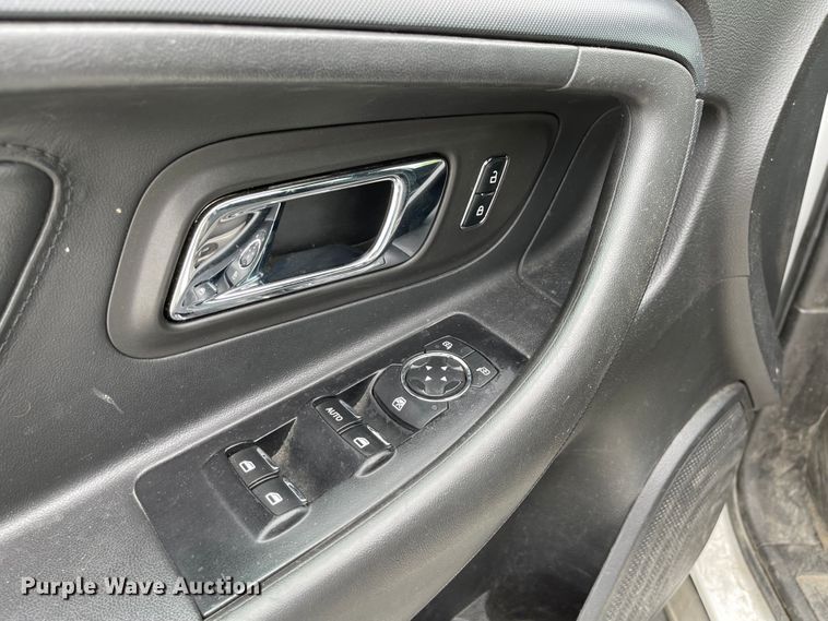 image for item ID9927 2013 Ford Taurus Police